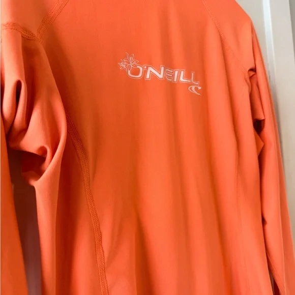 O’Neill Coral Long Sleeve Rash Guard Performance Fit Size Large - Picture 3 of 5